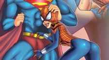 Девочка паучка повелась на член Супермена