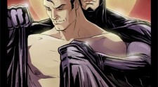 Бэтмен обнимает голого сына Криптона