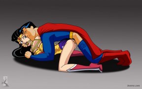 Супермен связал и изнасиловал Чудо-Женщину