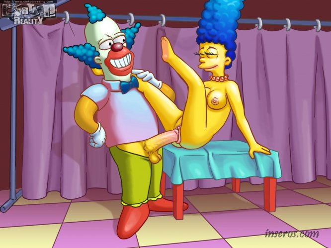 Клоун Красти и Мардж за кулисами